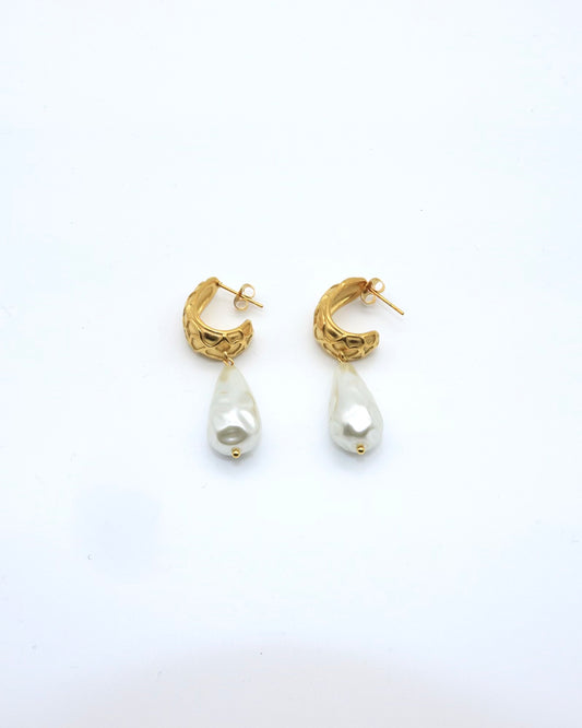 18K Gold Plated Pearl Earrings